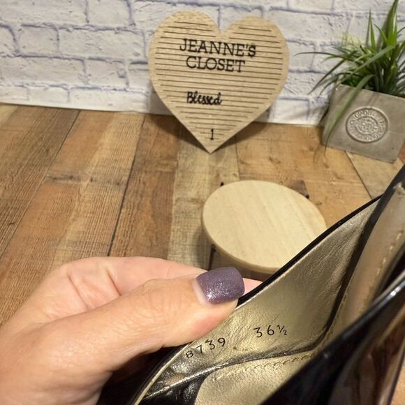 Dolce & Gabbana black patent leather strapless open toe stiletto heel - Picture 10 of 16